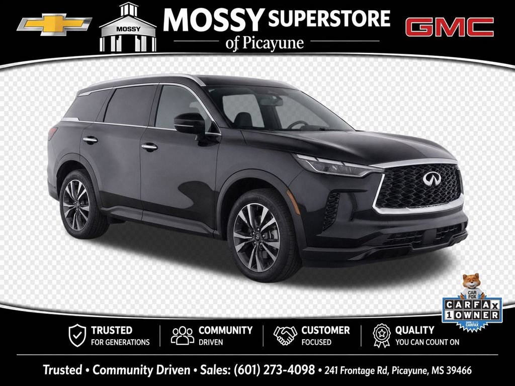 Used 2023 INFINITI QX60 Luxe w/ Cargo Package FWD image 2