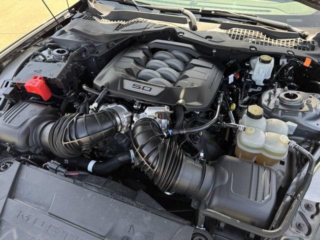 Used 2024 Ford Mustang GT Premium RWD image 35