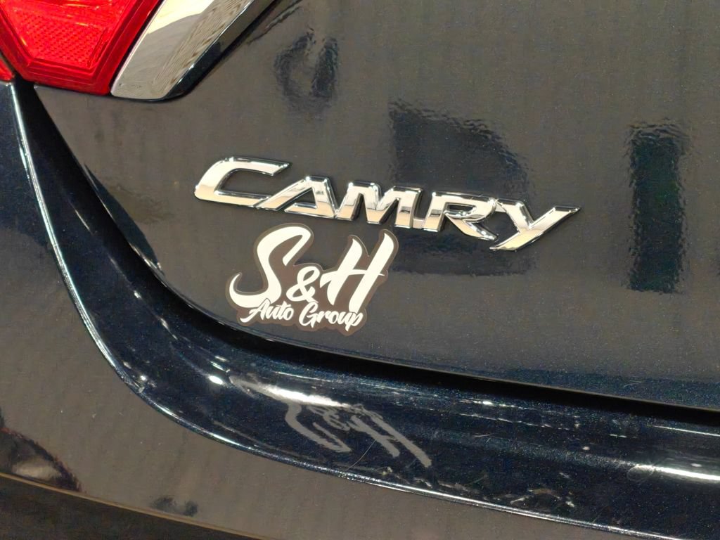 Used 2017 Toyota Camry LE FWD image 33