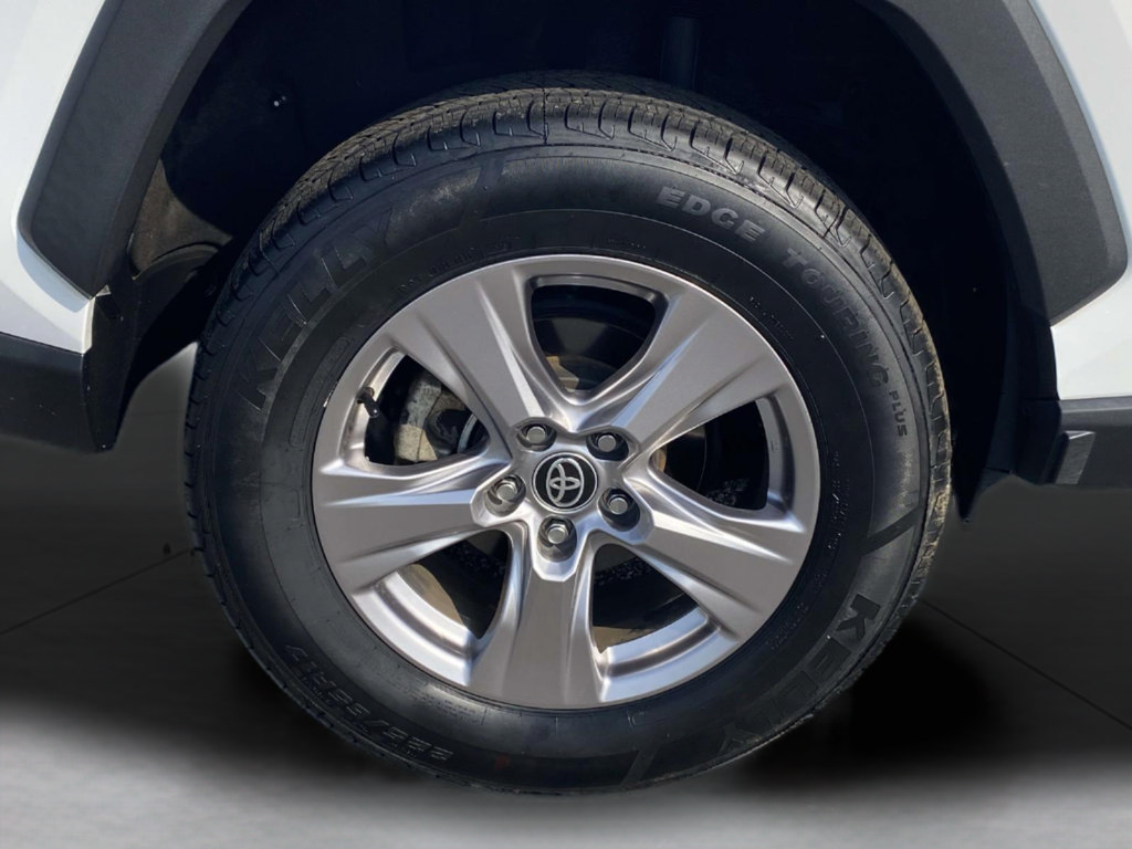 Used 2023 Toyota RAV4 XLE w/ Convenience Package FWD image 8