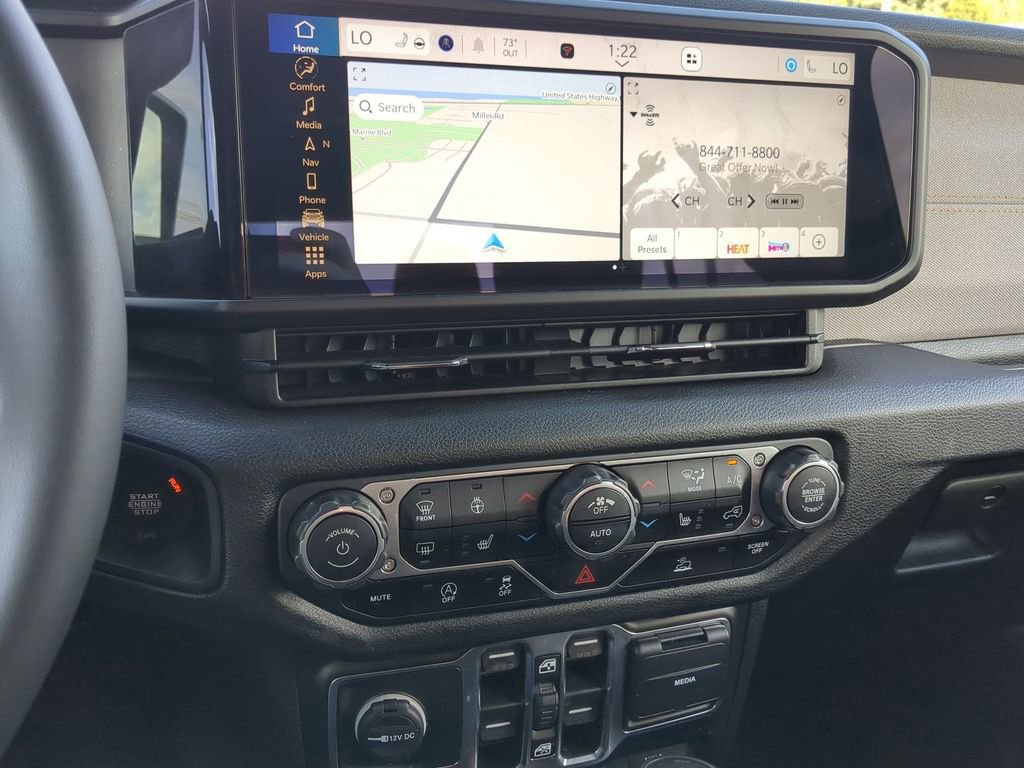 Used 2024 Jeep Gladiator Sport image 19