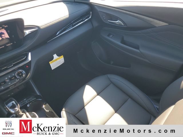 New 2026 Buick Envista Sport Touring w/ Convenience I Package FWD image 25
