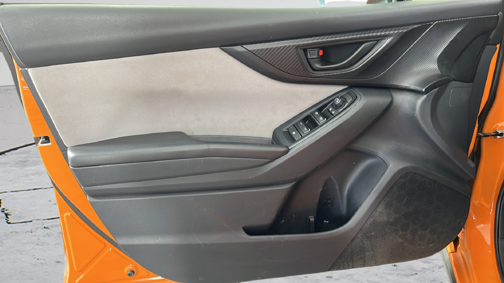 Used 2018 Subaru Crosstrek 2.0i Premium w/ Moonroof Package AWD/4WD image 13