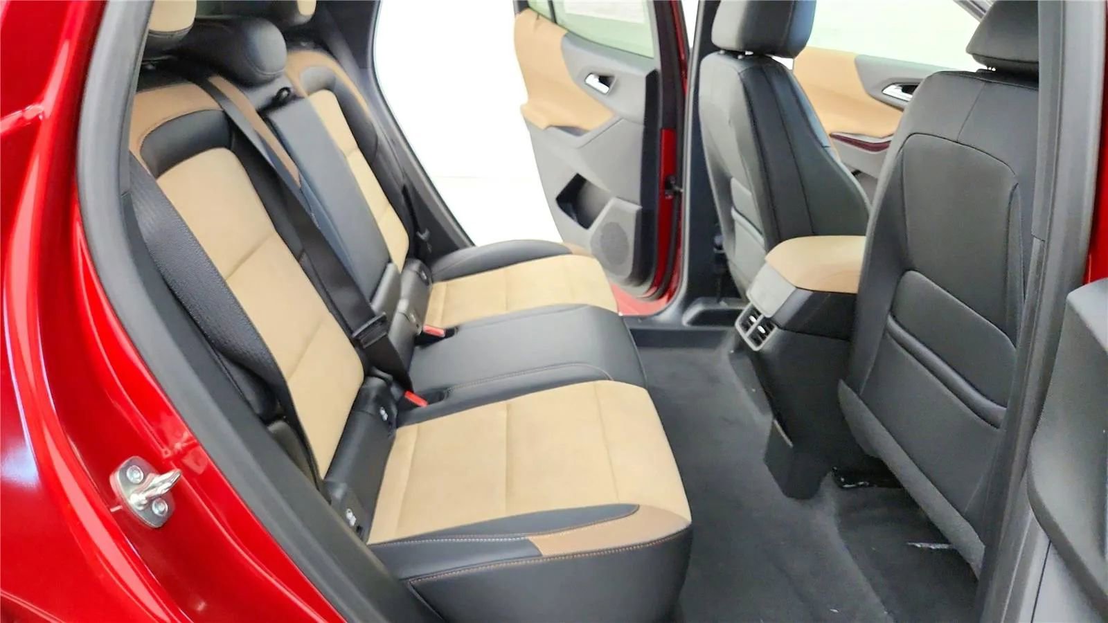 New 2026 Chevrolet Equinox ACTIV image 36