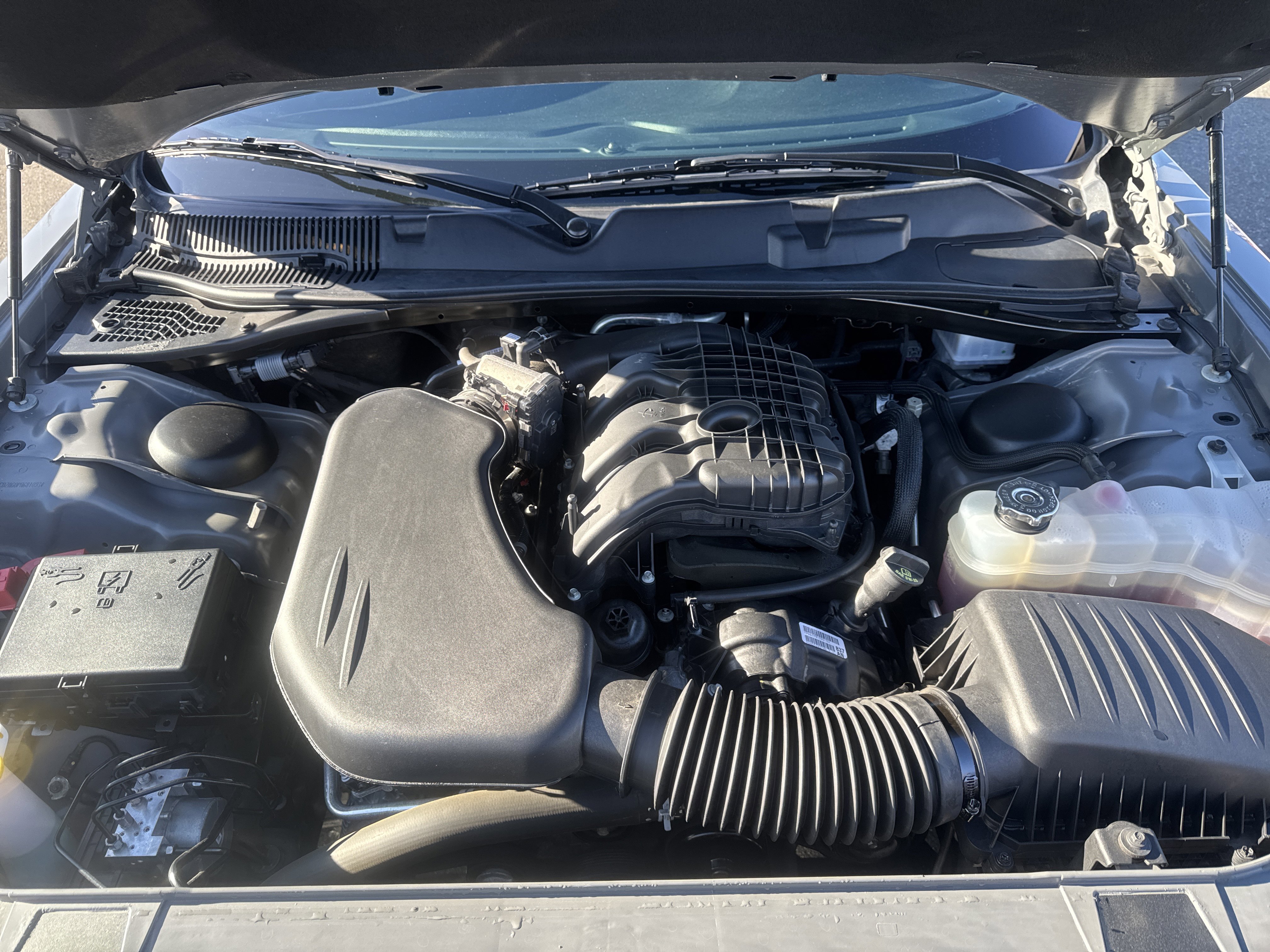 Certified 2023 Dodge Challenger SXT w/ Blacktop Package image 36