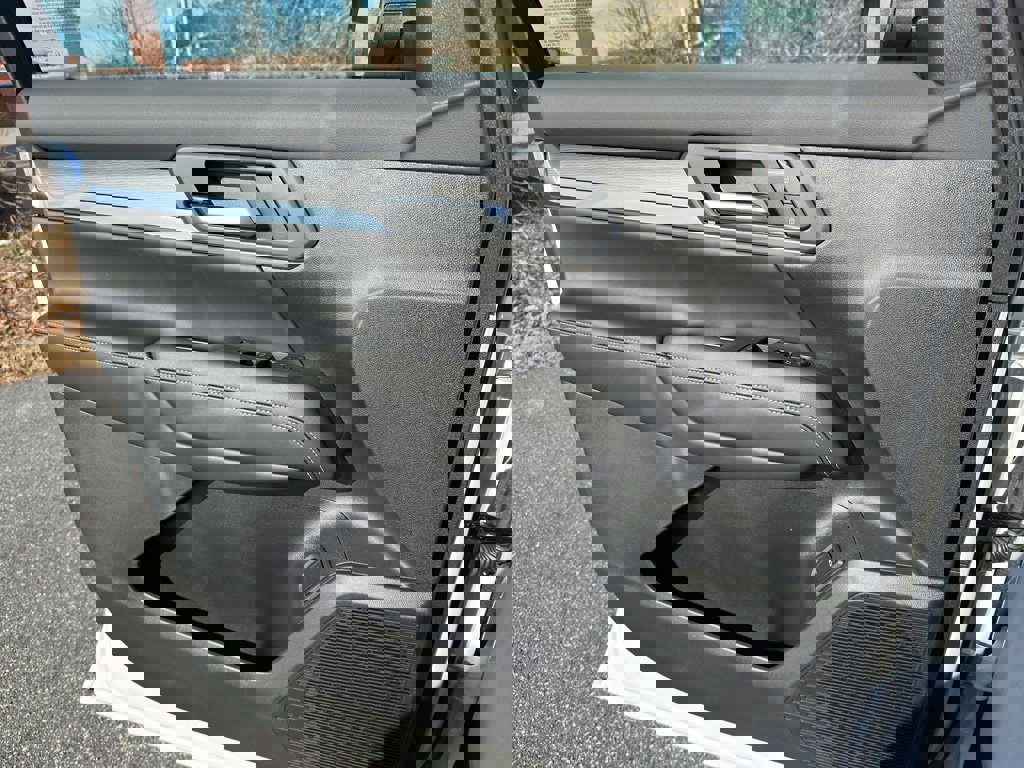 New 2026 GMC Terrain Elevation w/ Elevation Premium Package image 9