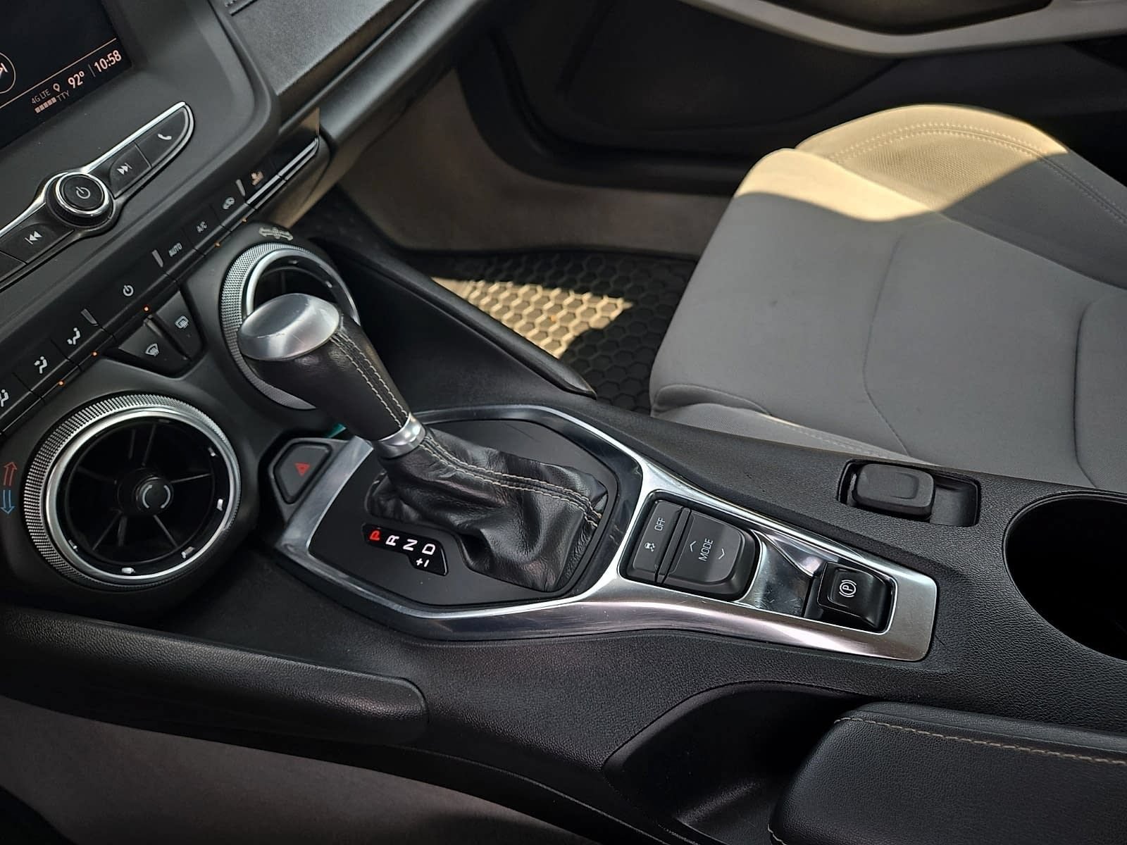 Used 2023 Chevrolet Camaro LT RWD image 21