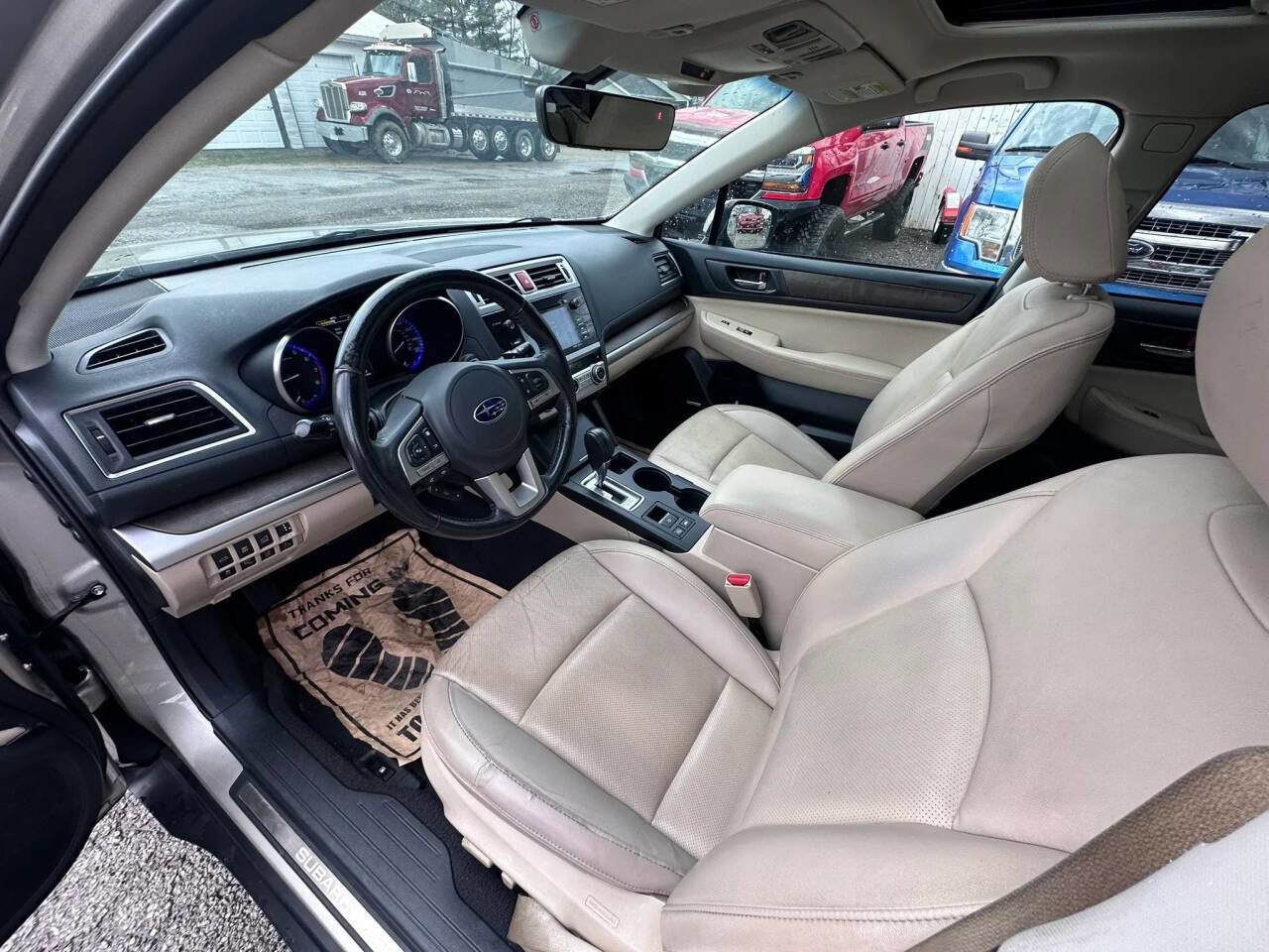 Used 2017 Subaru Outback 3.6R Limited AWD/4WD image 9
