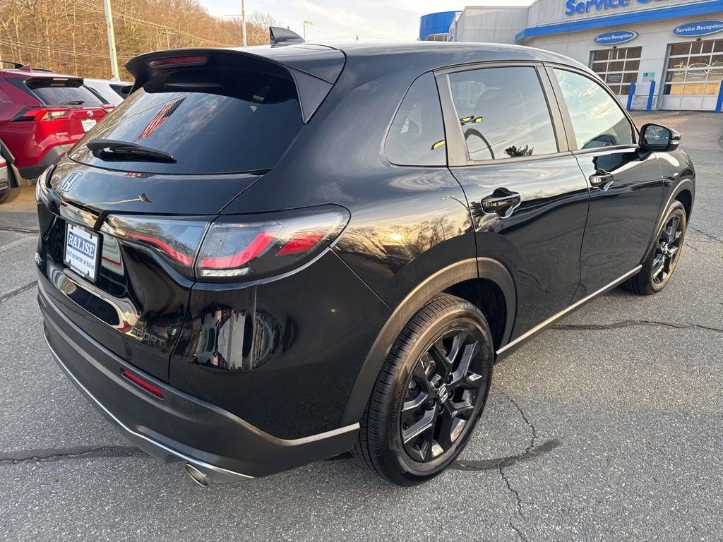 Used 2025 Honda HR-V Sport image 7