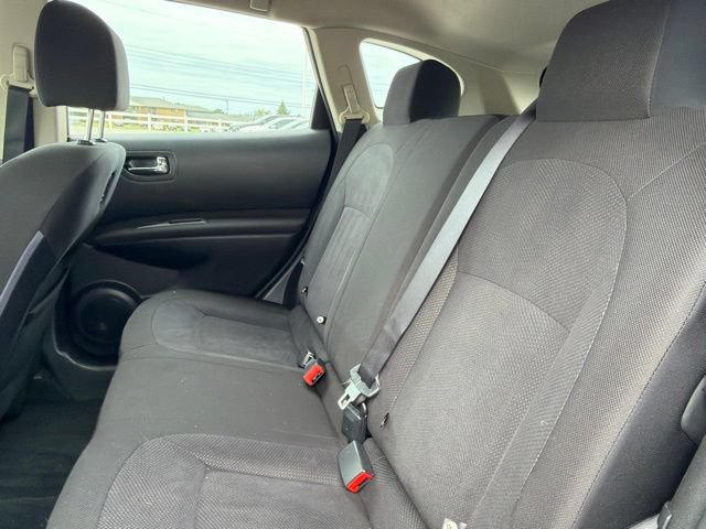 Used 2015 Nissan Rogue S w/ Convenience Package AWD/4WD image 21