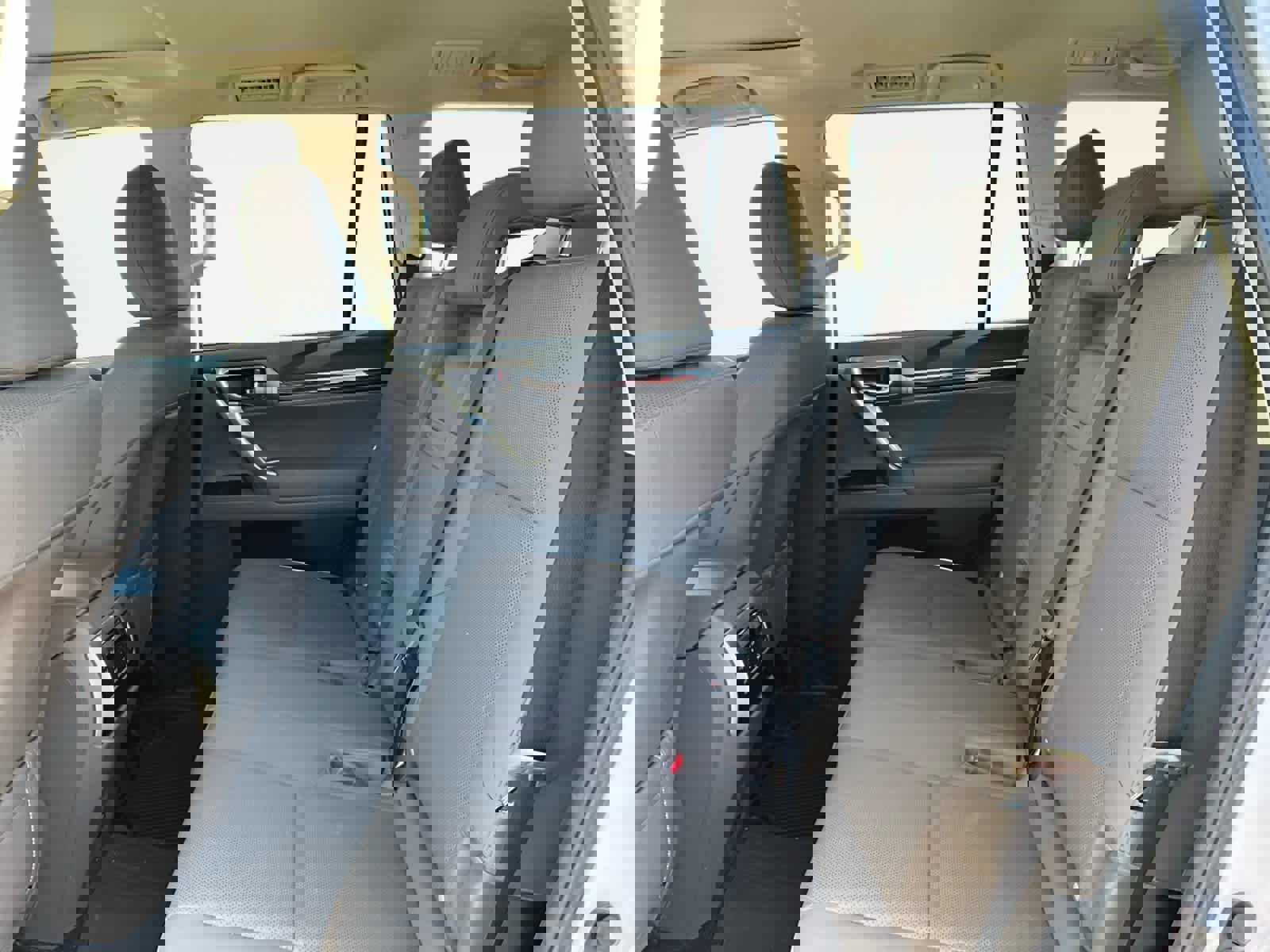 Used 2023 Lexus GX 460 Premium w/ Premium Package image 29