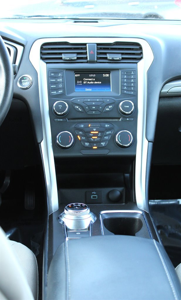 Used 2018 Ford Fusion S image 12