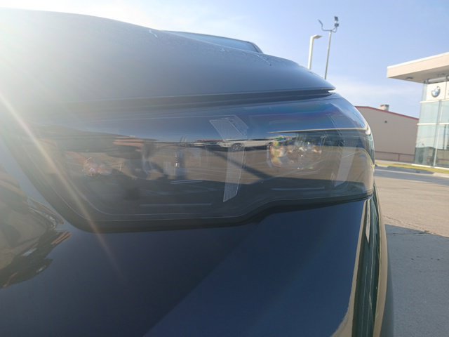 New 2027 BMW 550e xDrive AWD/4WD image 4
