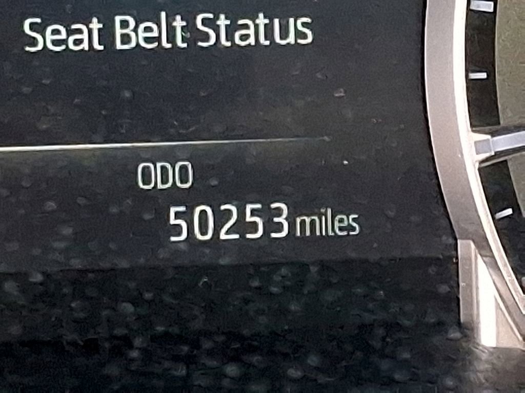 Used 2022 Toyota Highlander XLE image 19