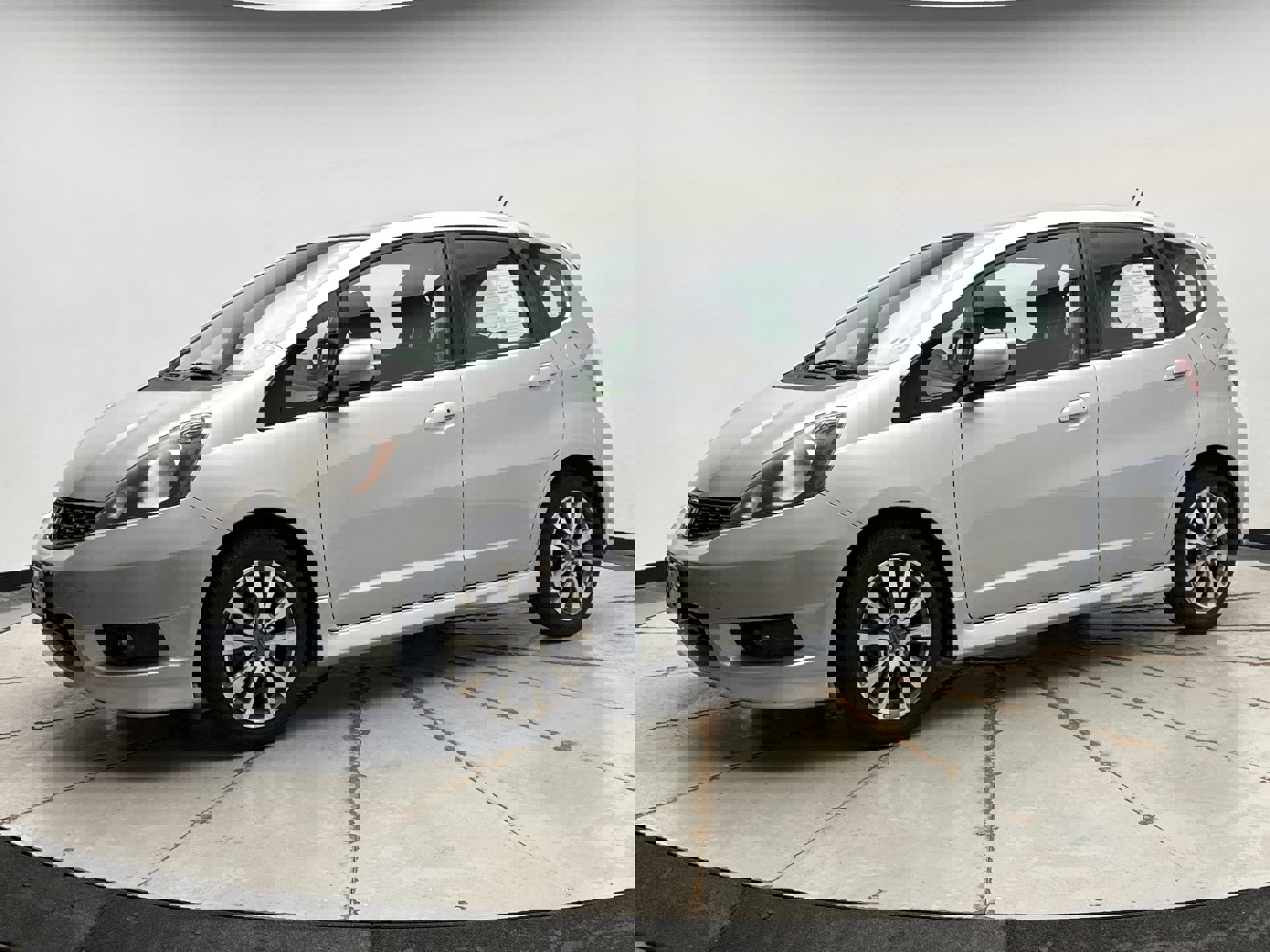 Used 2012 Honda Fit Sport image 1