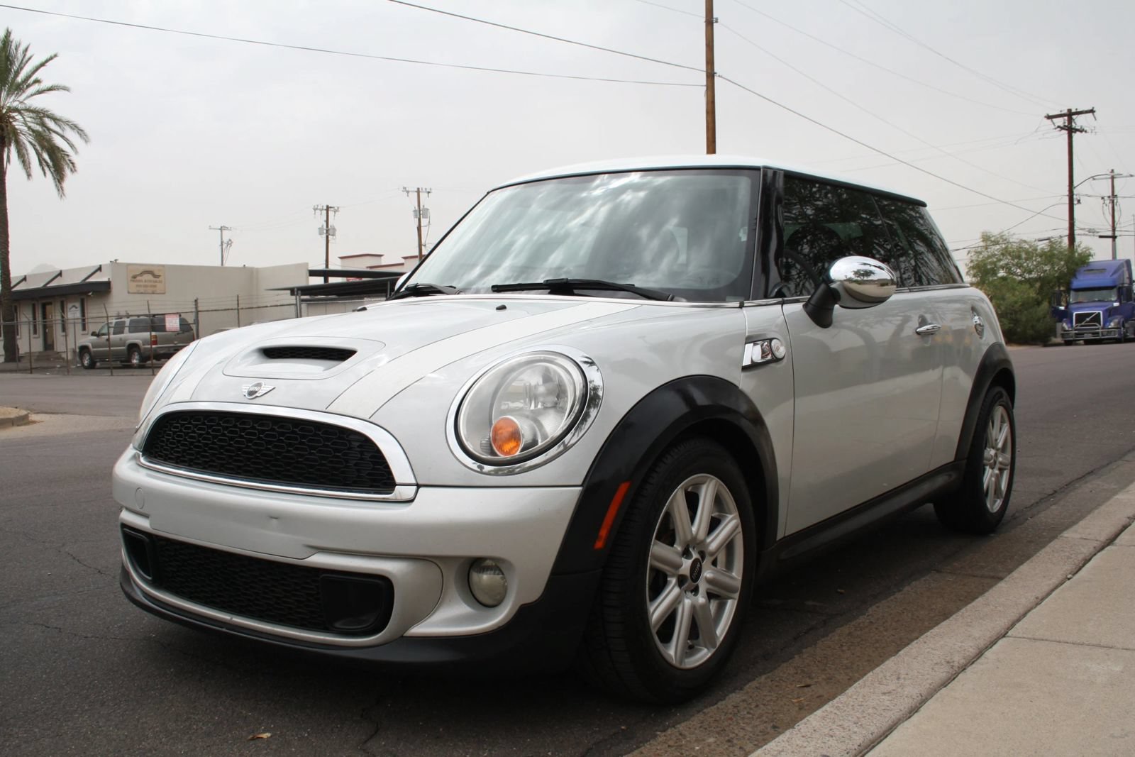 Used 2013 MINI Cooper S FWD image 6