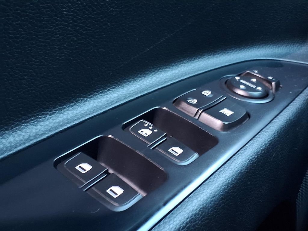 Used 2020 Kia Rio LX image 31