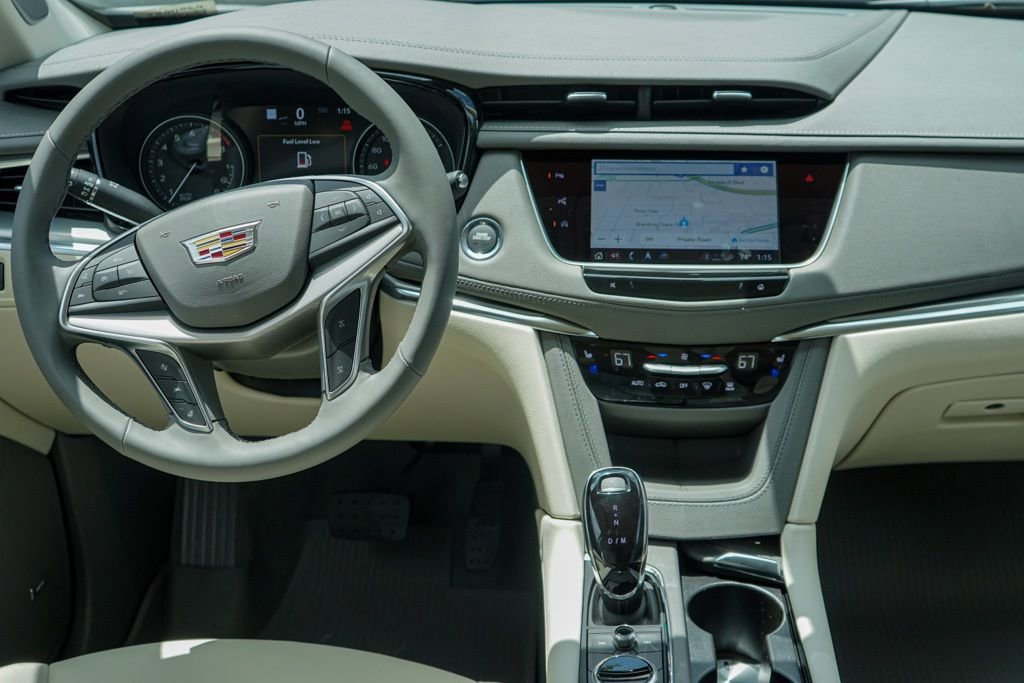 New 2026 Cadillac XT5 Premium Luxury w/ Driver Assist Package FWD image 25