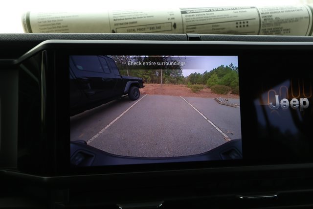 New 2026 Jeep Gladiator Sport image 17