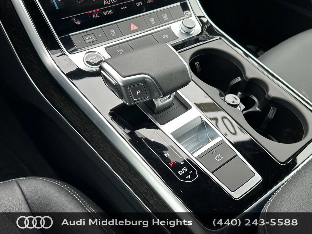 Certified 2026 Audi Q7 3.0T Premium w/ Convenience Plus Package AWD/4WD image 27