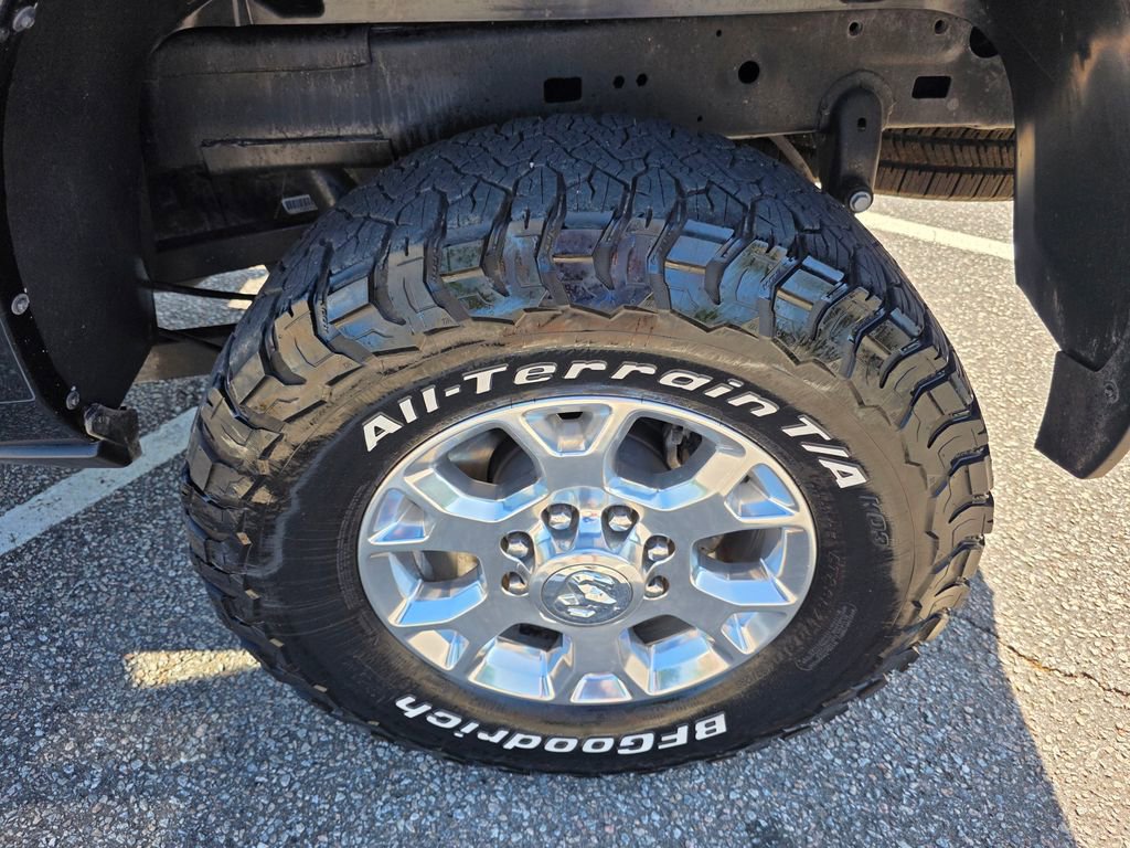 Used 2024 RAM 2500 Laramie w/ Safety Group image 32