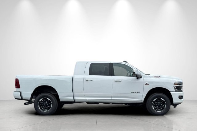 New 2025 RAM 2500 Laramie AWD/4WD image 3