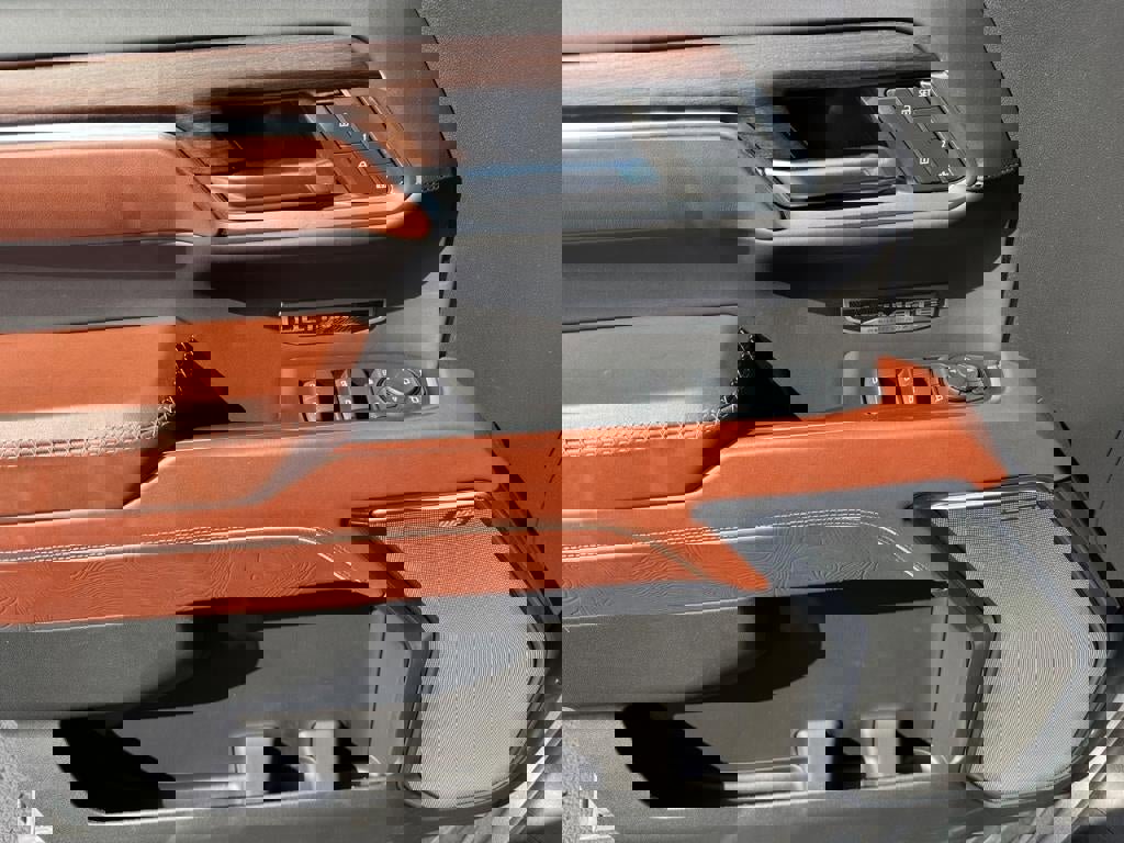 Certified 2024 GMC Sierra 1500 Denali Ultimate image 14