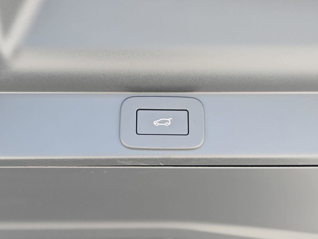 New 2026 Land Rover Range Rover SE AWD/4WD image 13