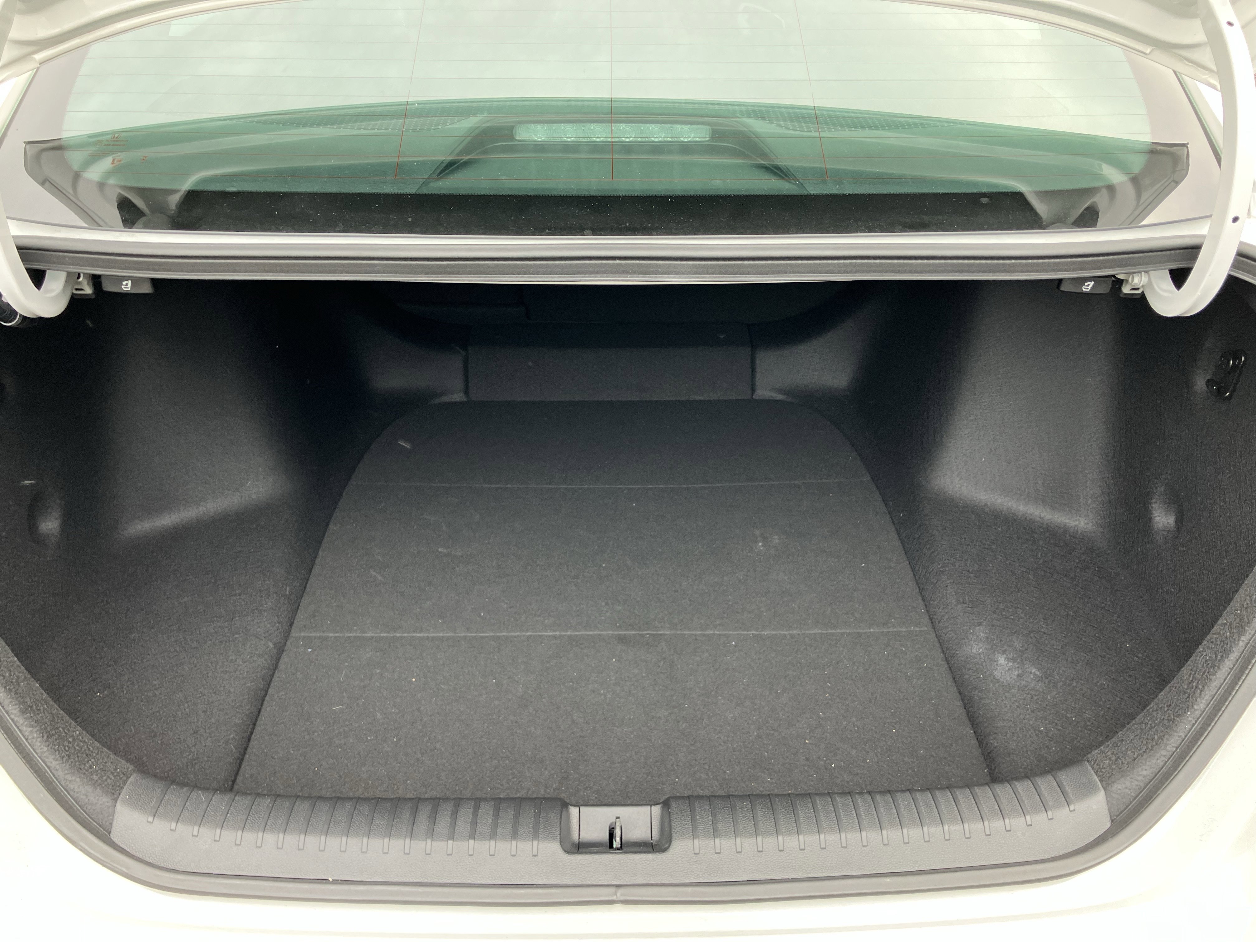Used 2025 Honda Accord Sport image 33