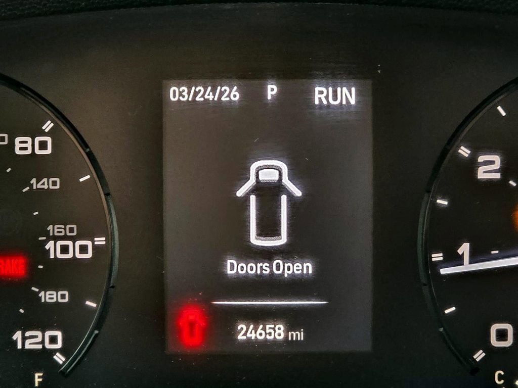 Used 2024 RAM ProMaster 2500 w/ Convenience Group image 19