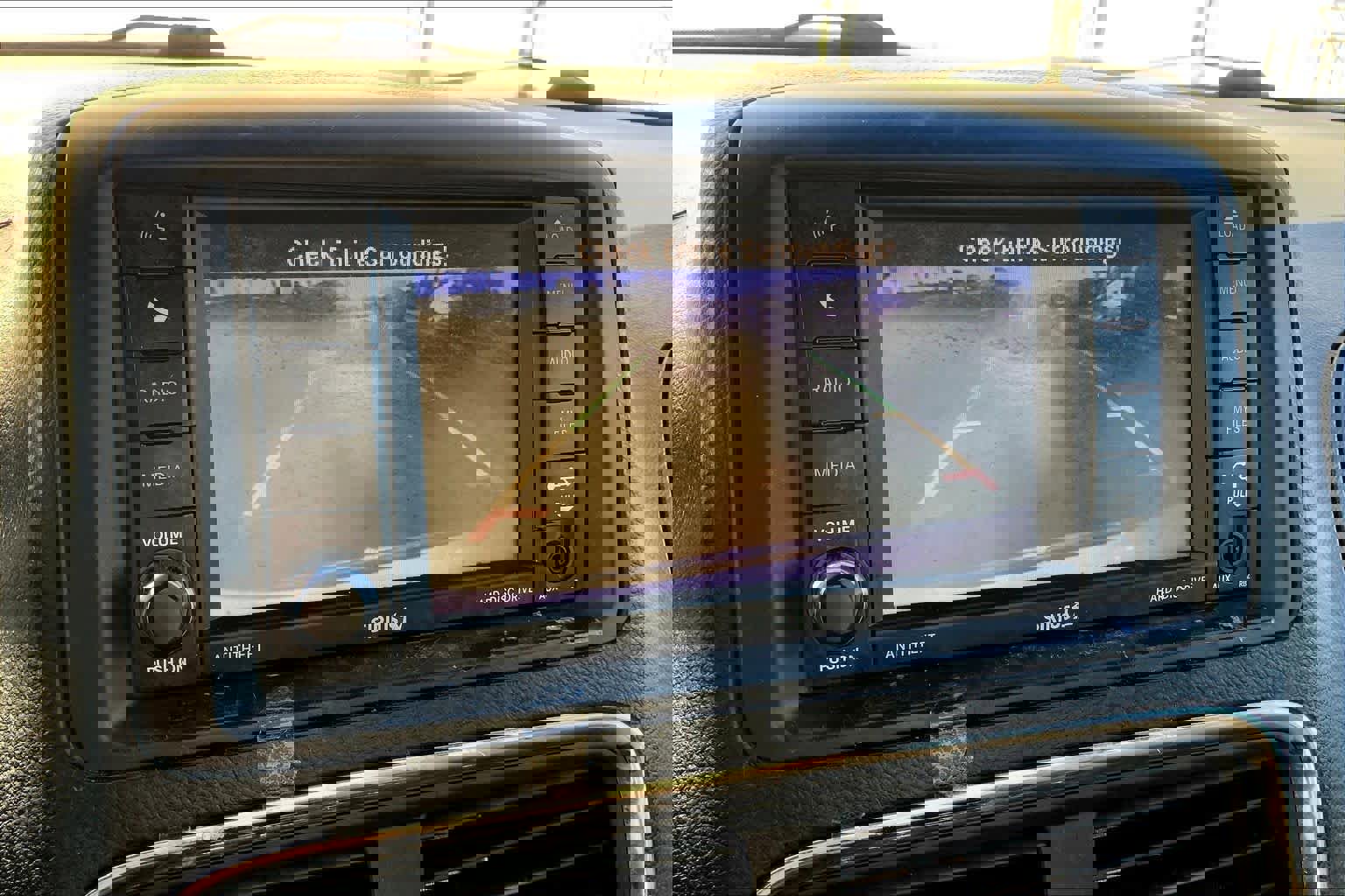 Used 2019 Dodge Grand Caravan SE w/ UConnect Hands-Free Group image 22