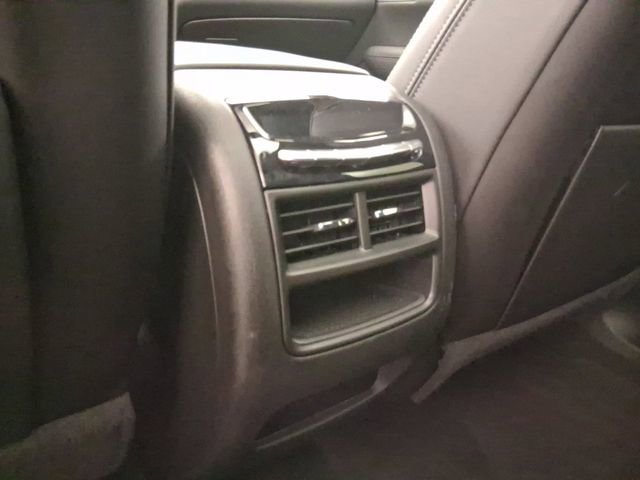 Used 2025 Cadillac XT5 Premium Luxury image 19