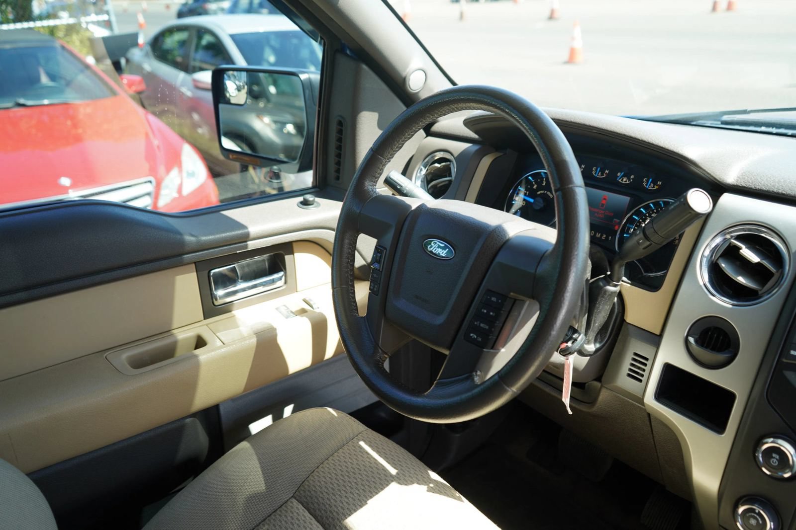 Used 2014 Ford F150 XLT w/ Equipment Group 301A Mid RWD image 15