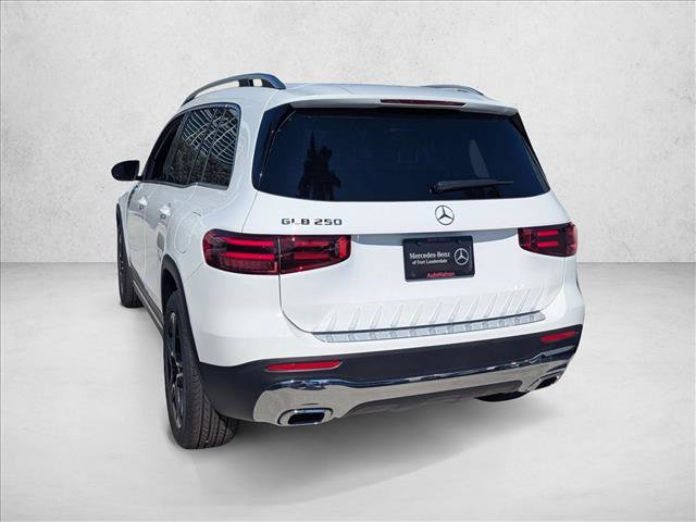 New 2026 Mercedes-Benz GLB 250 image 8