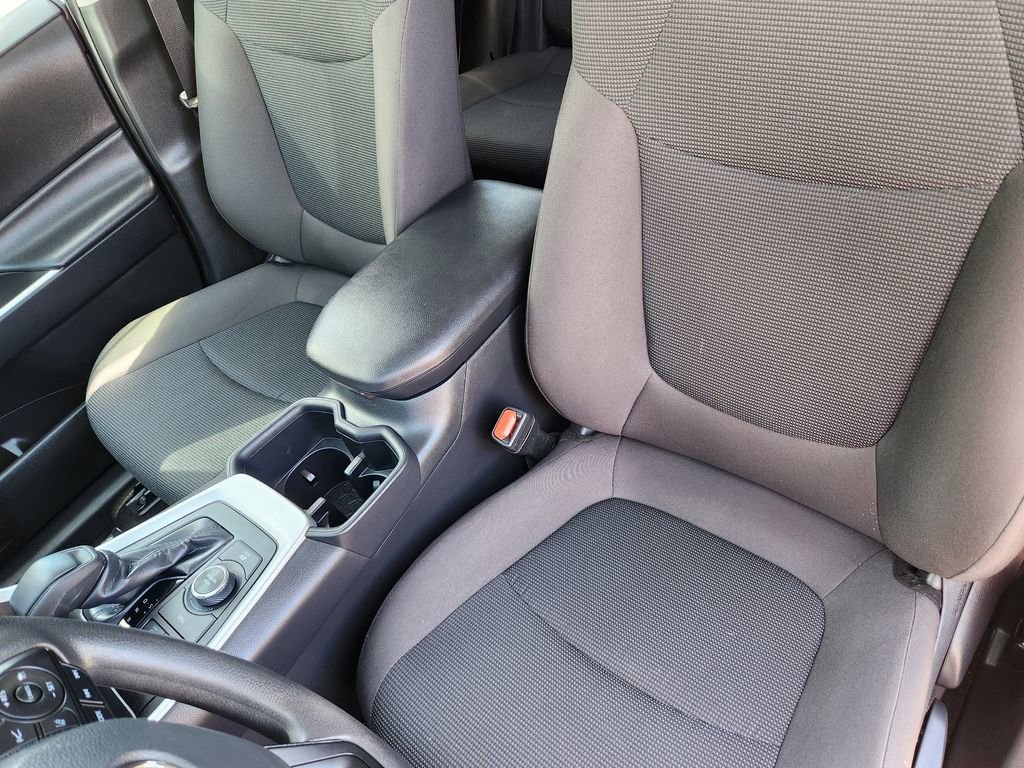 Used 2025 Toyota RAV4 LE image 10