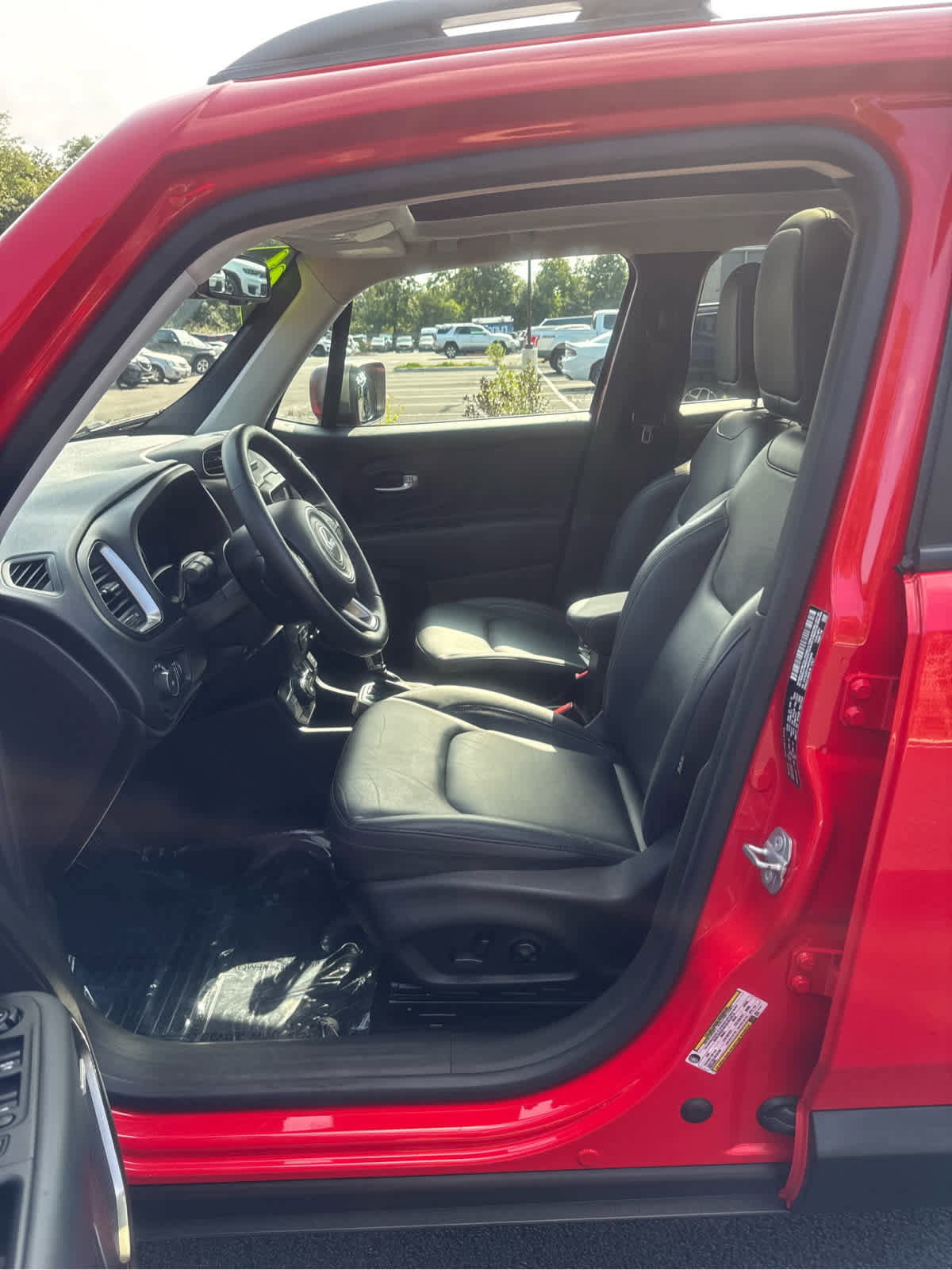 Certified 2021 Jeep Renegade Limited w/ Sun & Sound Group image 14