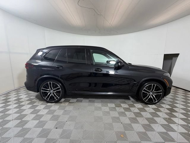 Used 2025 BMW X5 M60i w/ Parking Assistance Package AWD/4WD image 8