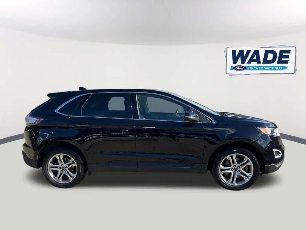 Used 2018 Ford Edge Titanium w/ Equipment Group 301A AWD/4WD image 4