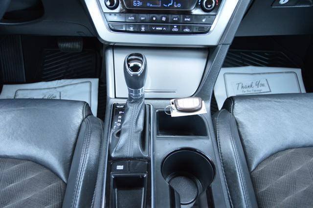 Used 2015 Hyundai Sonata Sport w/ Option Group 03 FWD image 24