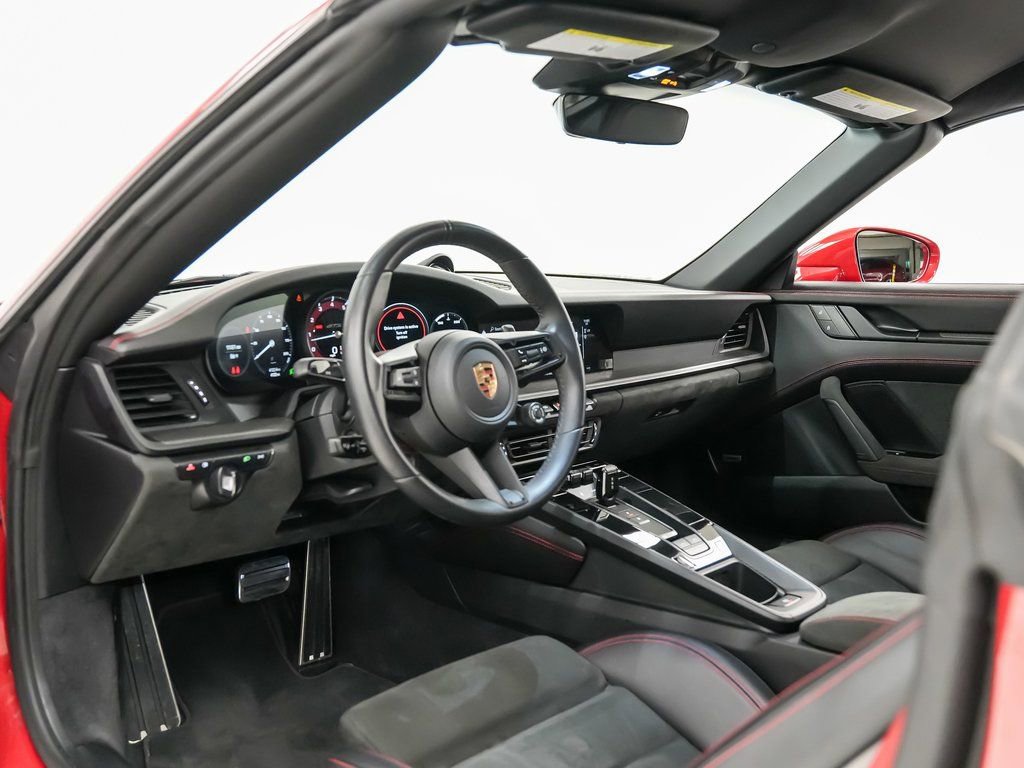 Used 2022 Porsche 911 Carrera GTS image 4