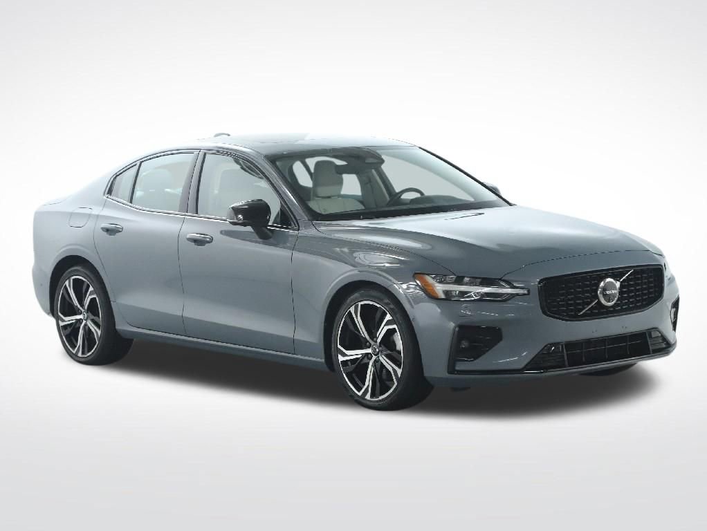 Used 2024 Volvo S60 B5 Plus FWD image 10