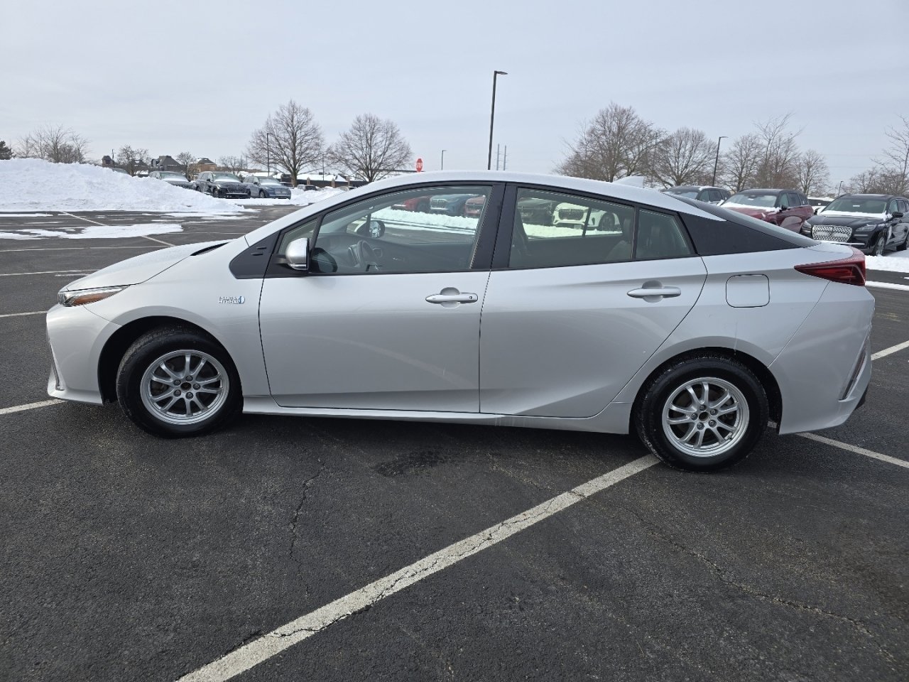 Used 2021 Toyota Prius Prime XLE image 17