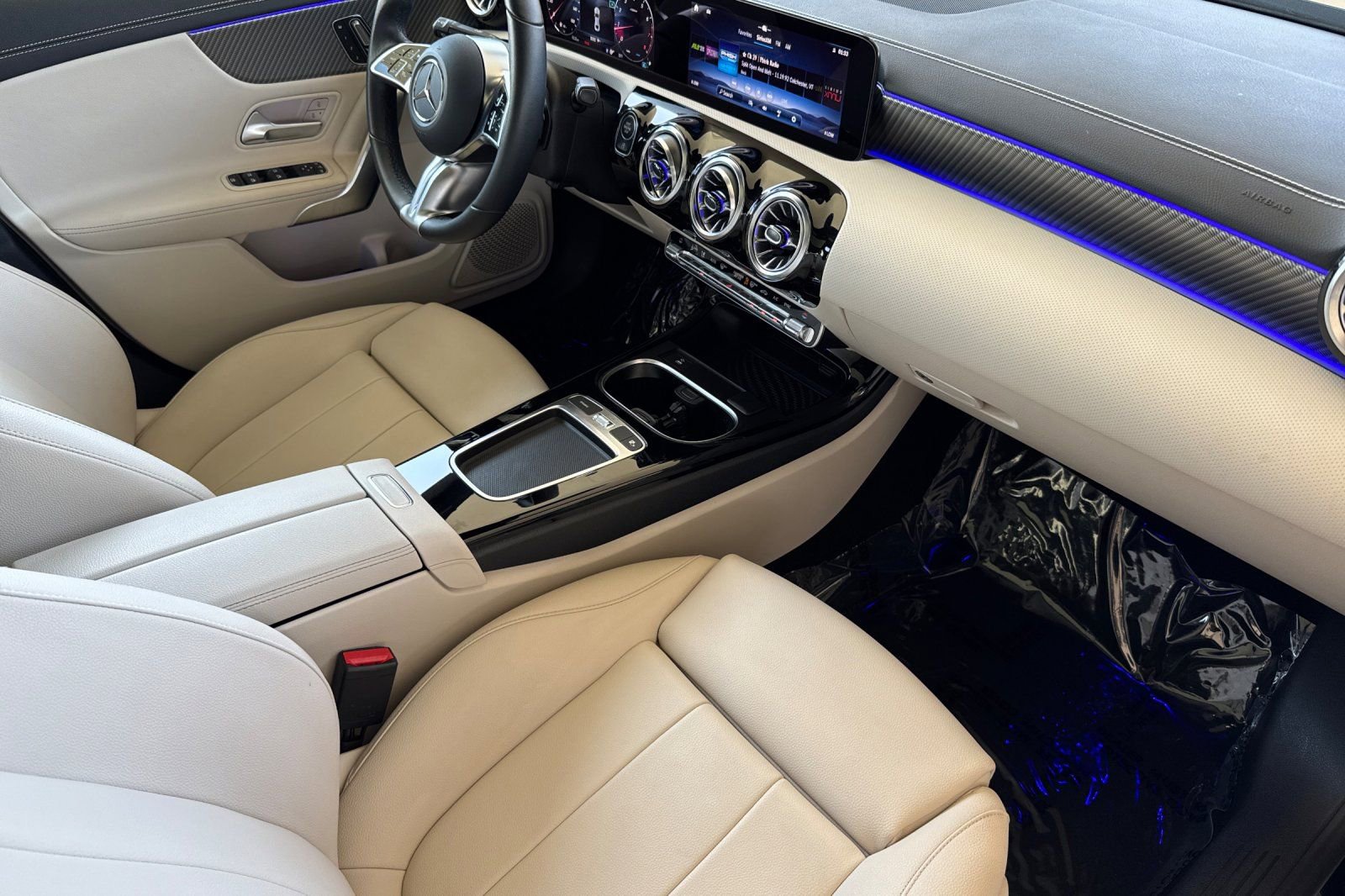 Certified 2025 Mercedes-Benz CLA 250 image 17