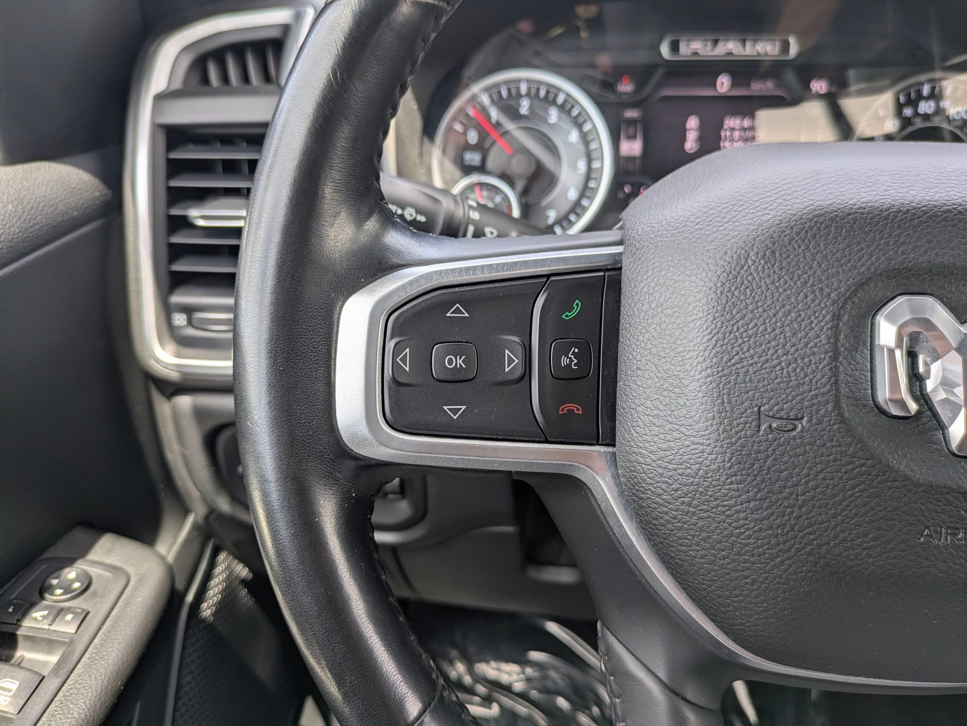 Used 2021 RAM 1500 Big Horn AWD/4WD image 31