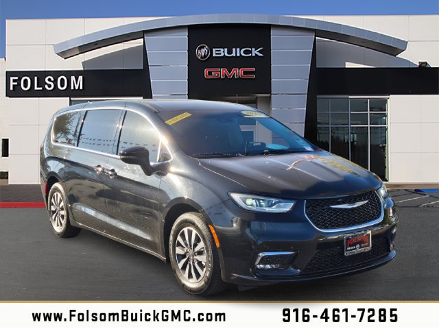 Used 2023 Chrysler Pacifica Touring-L