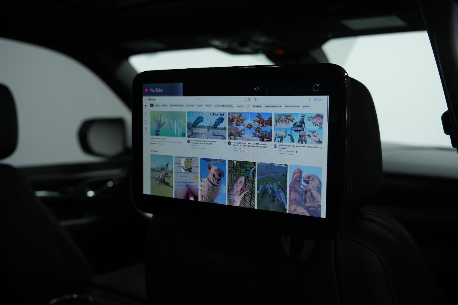 Used 2023 GMC Yukon Denali w/ LPO, Floor Liner Package image 17