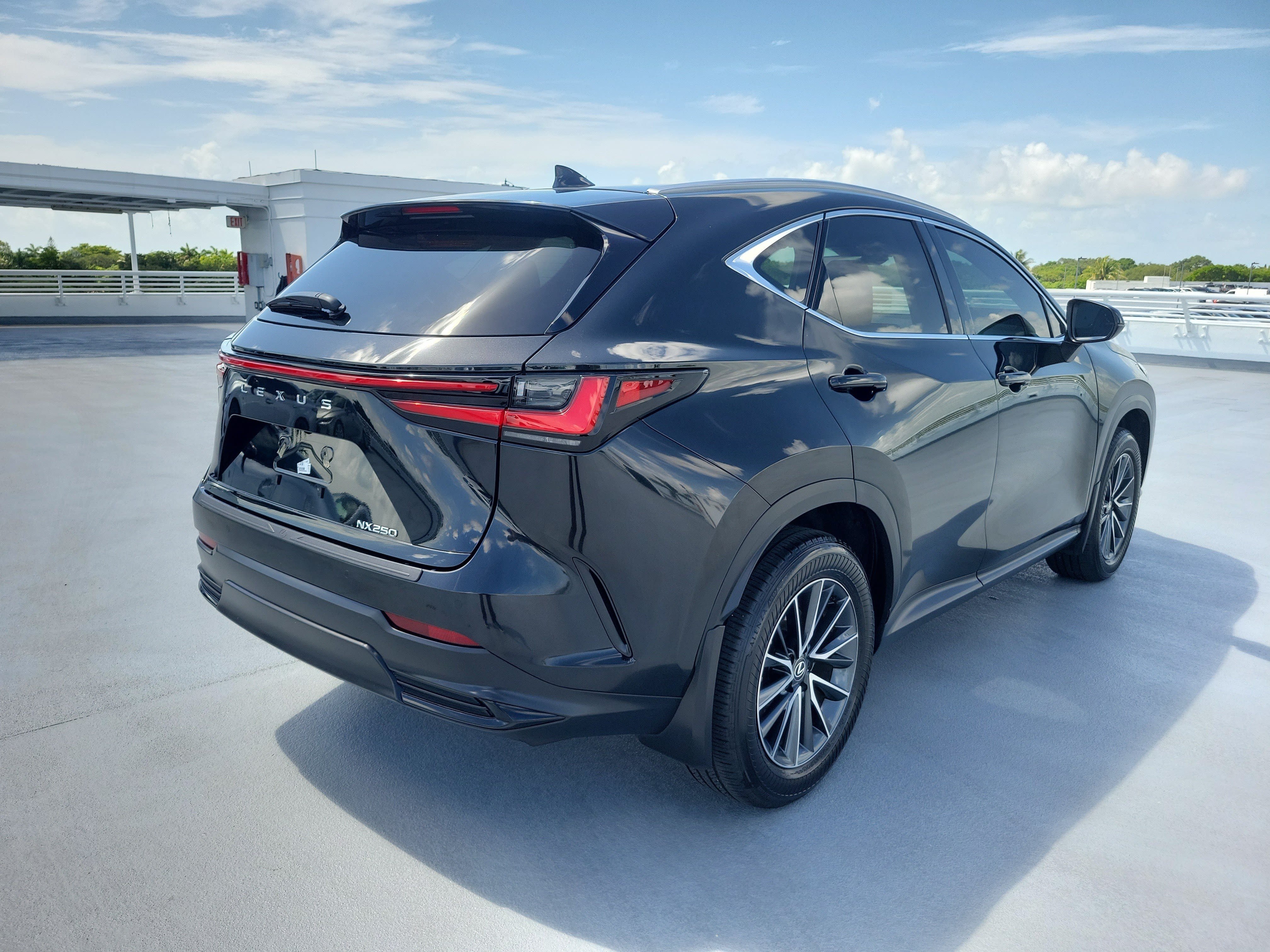 Certified 2025 Lexus NX 250 FWD w/ Accessory Package (K3) image 7