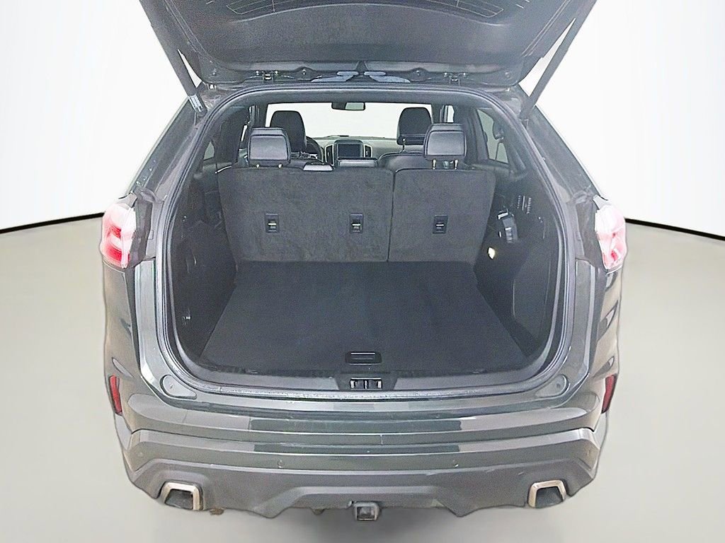 Used 2022 Ford Edge ST w/ Equipment Group 401A image 16