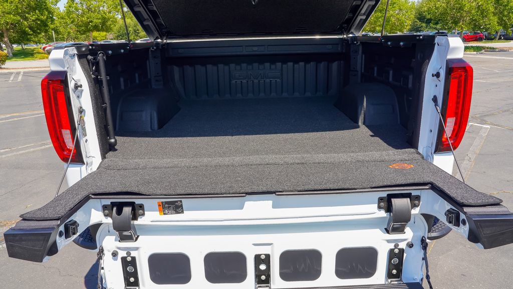 New 2025 GMC Sierra 1500 AT4 w/ AT4 Premium Package image 15