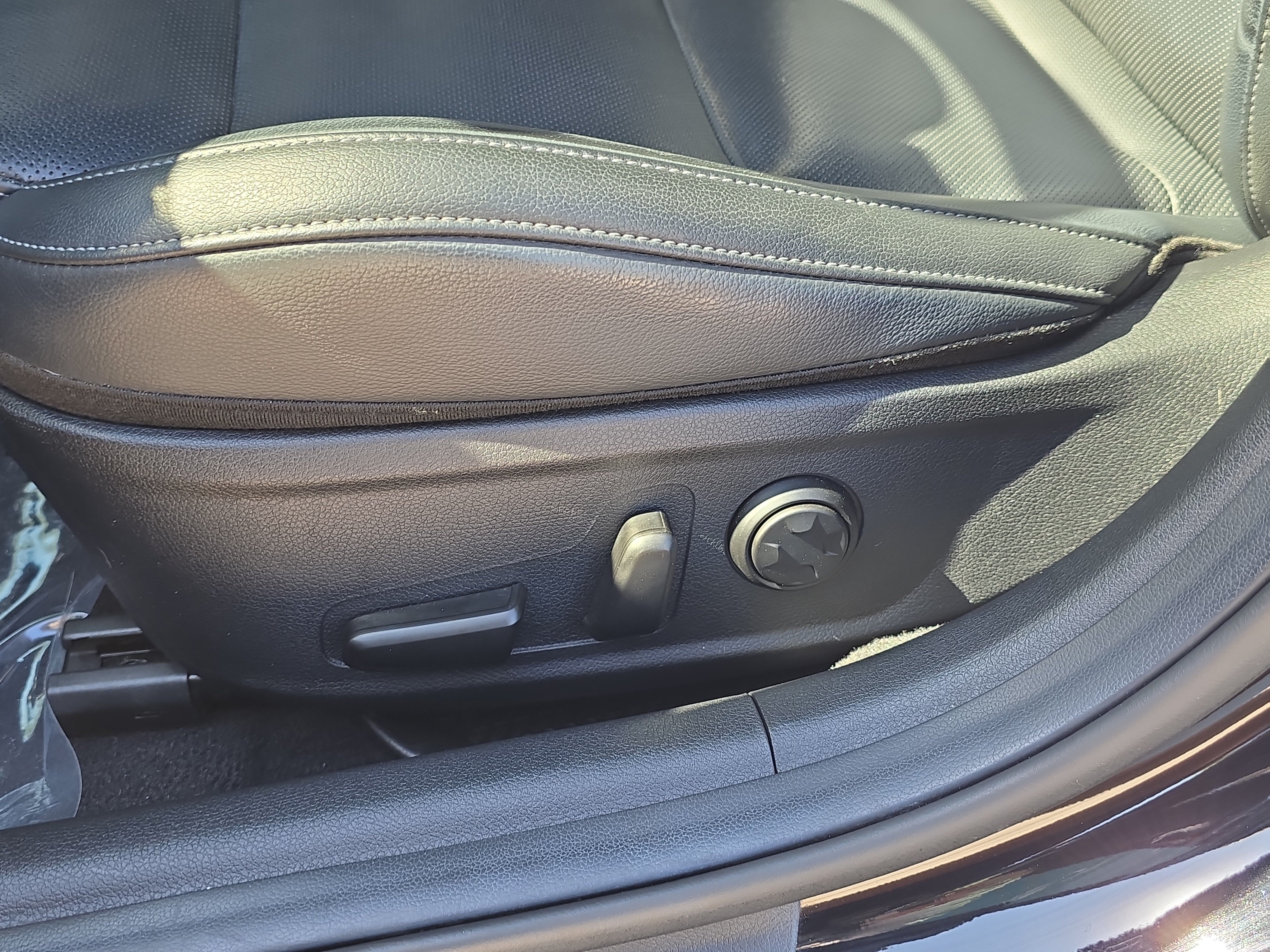 Certified 2022 Kia Stinger GT-Line RWD image 19